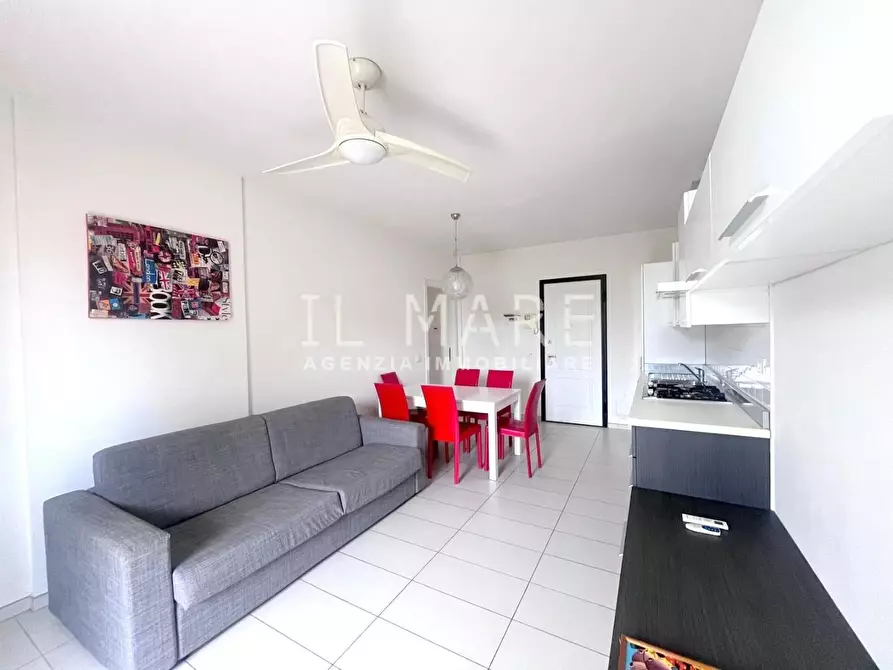 Immagine 14 di Appartamento in vendita  a Massa