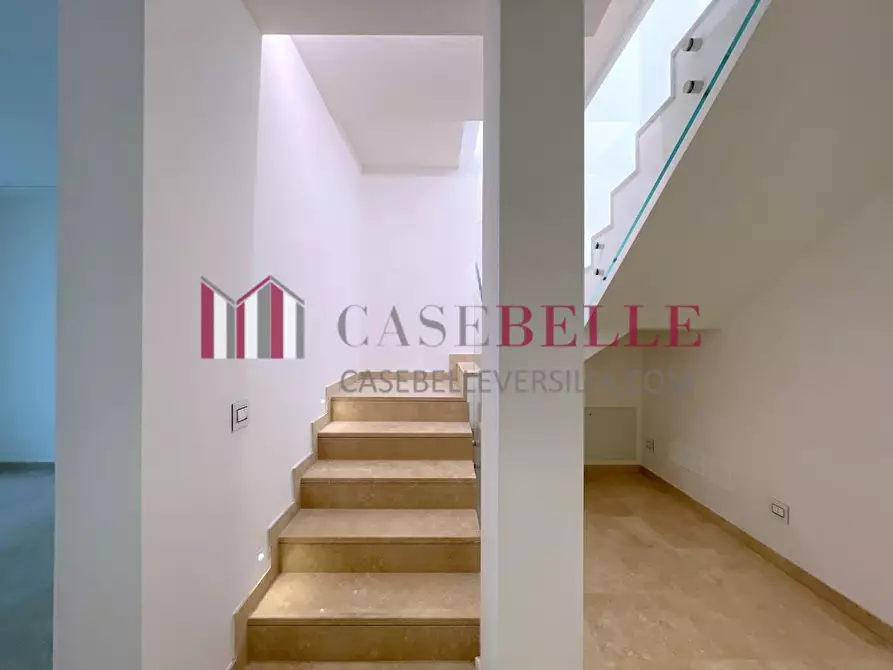 Immagine 43 di Appartamento in vendita  a Viareggio