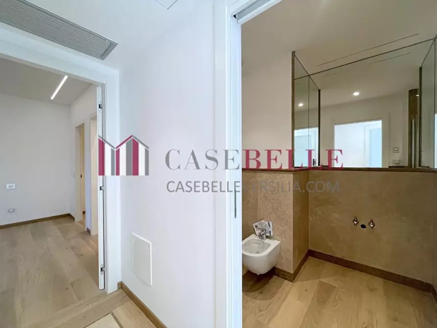 Immagine 12 di Appartamento in vendita  a Viareggio