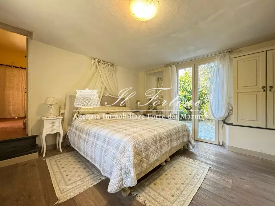 Immagine 16 di Villa in affitto  a Forte Dei Marmi