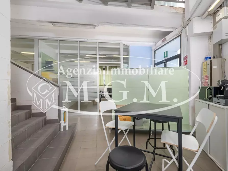 Immagine 15 di Capannone industriale in vendita  a Calcinaia