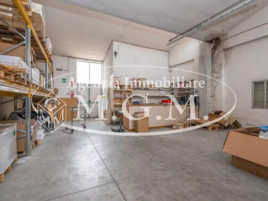 Immagine 25 di Capannone industriale in vendita  a Calcinaia