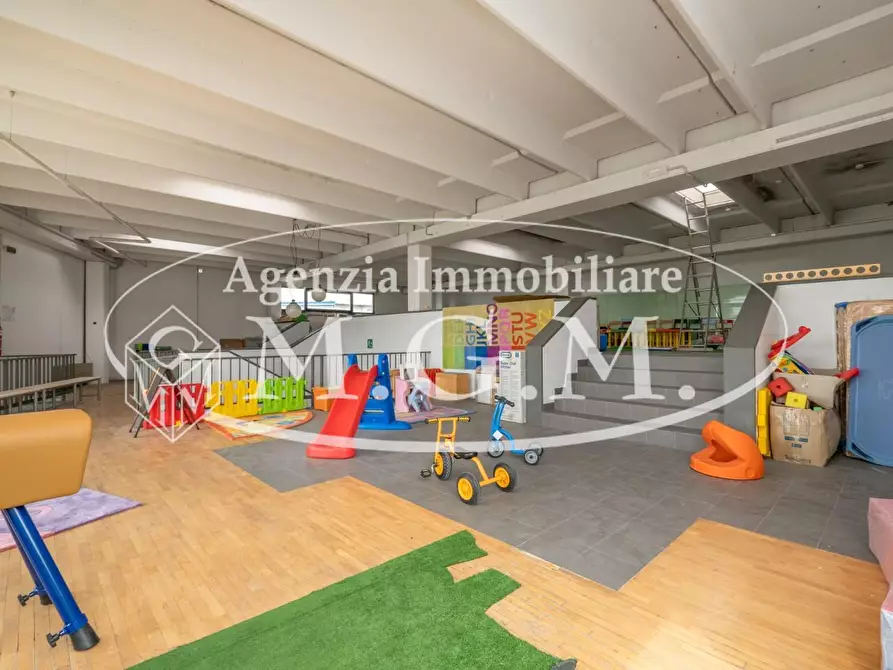 Immagine 17 di Capannone industriale in vendita  a Calcinaia
