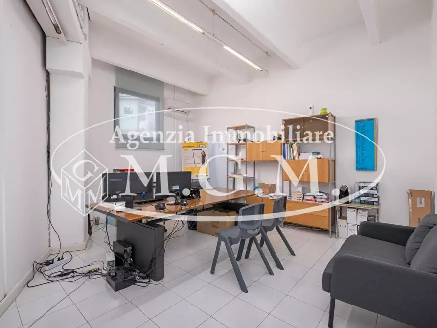 Immagine 14 di Capannone industriale in vendita  a Calcinaia