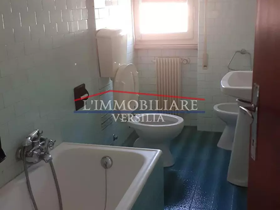 Immagine 12 di Appartamento in vendita  a Massa