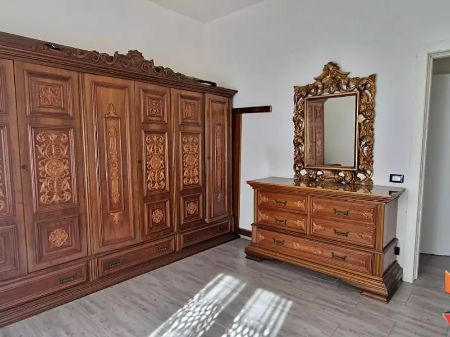 Immagine 11 di Appartamento in vendita  a Poggibonsi