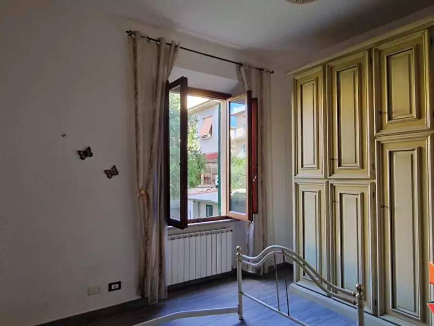 Immagine 8 di Appartamento in vendita  a Poggibonsi