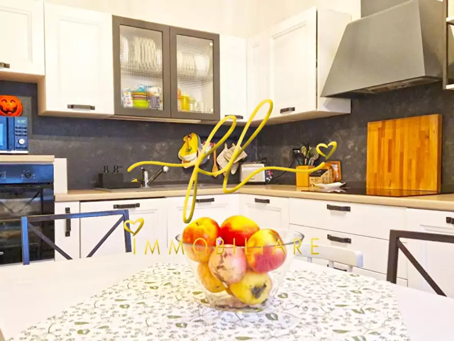 Immagine 6 di Casa quadrifamiliare in vendita  a Rosignano Marittimo