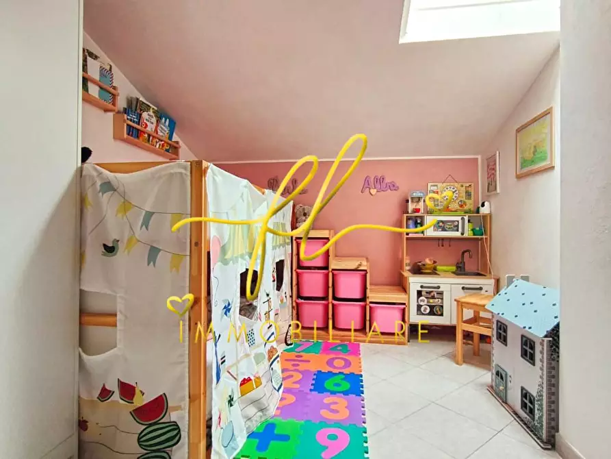 Immagine 21 di Casa quadrifamiliare in vendita  a Rosignano Marittimo