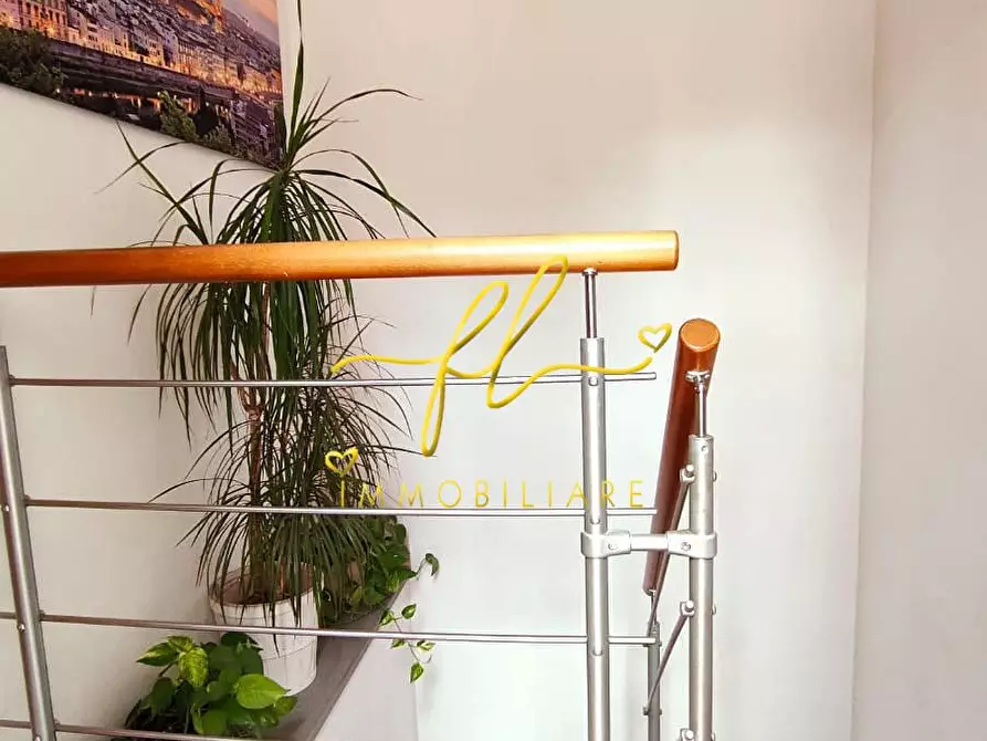 Immagine 26 di Casa quadrifamiliare in vendita  a Rosignano Marittimo