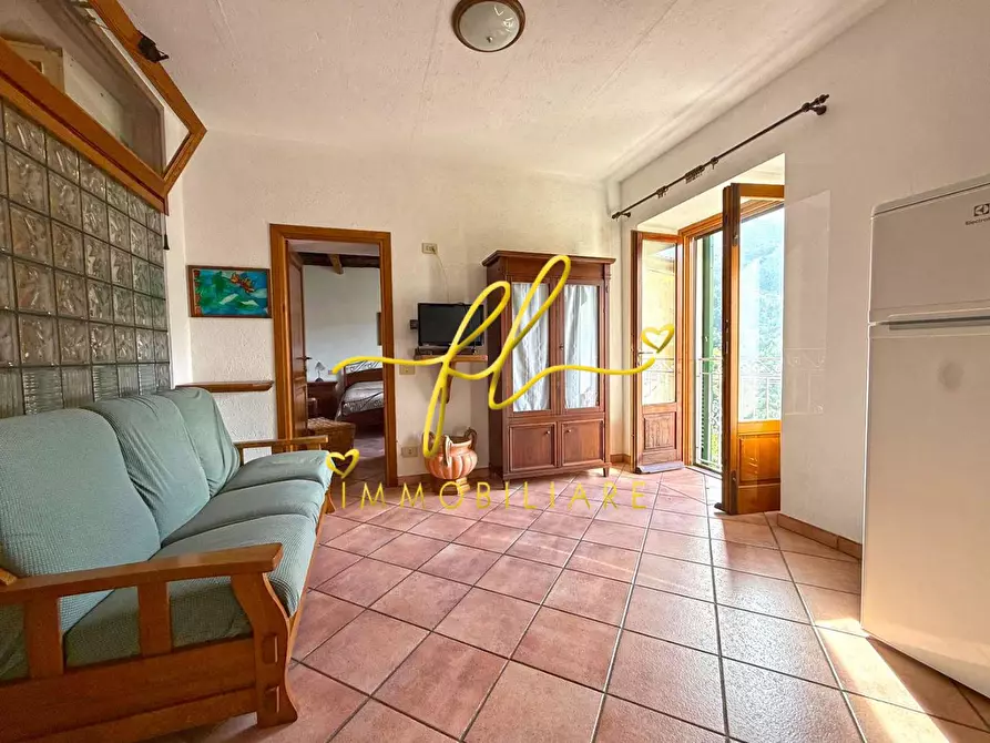 Immagine 2 di Appartamento in vendita  a Marciana