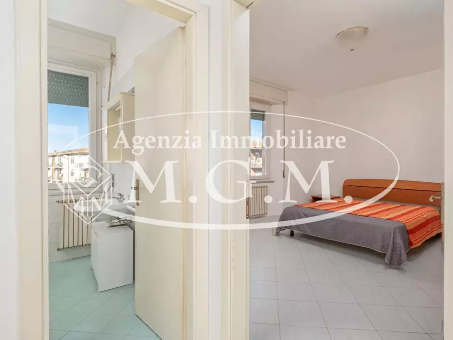 Immagine 11 di Appartamento in vendita  a Pontedera