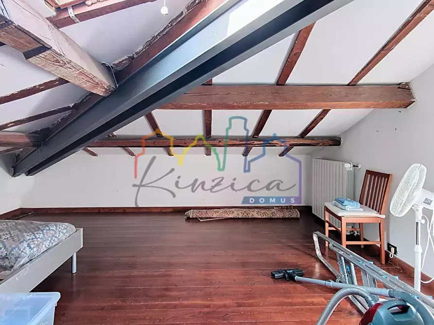 Immagine 20 di Casa semindipendente in vendita  a Cascina