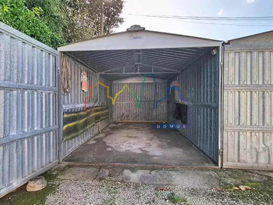 Immagine 23 di Casa semindipendente in vendita  a Cascina