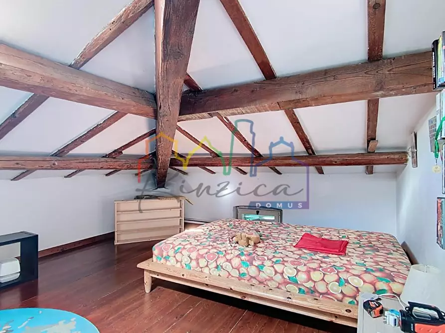 Immagine 22 di Casa semindipendente in vendita  a Cascina