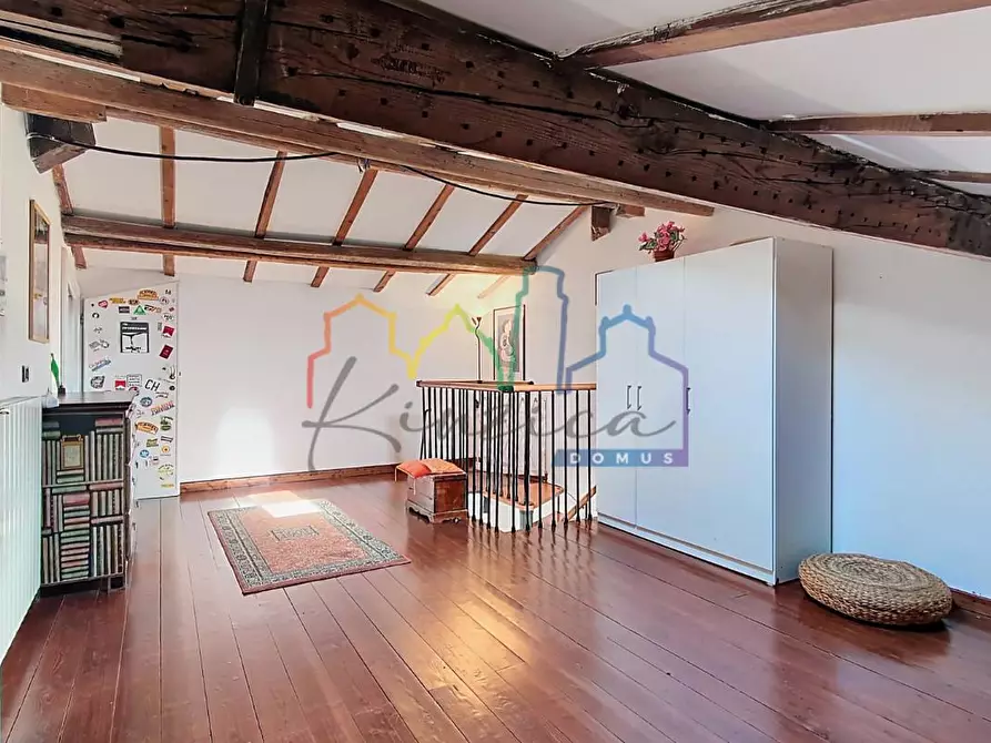 Immagine 18 di Casa semindipendente in vendita  a Cascina