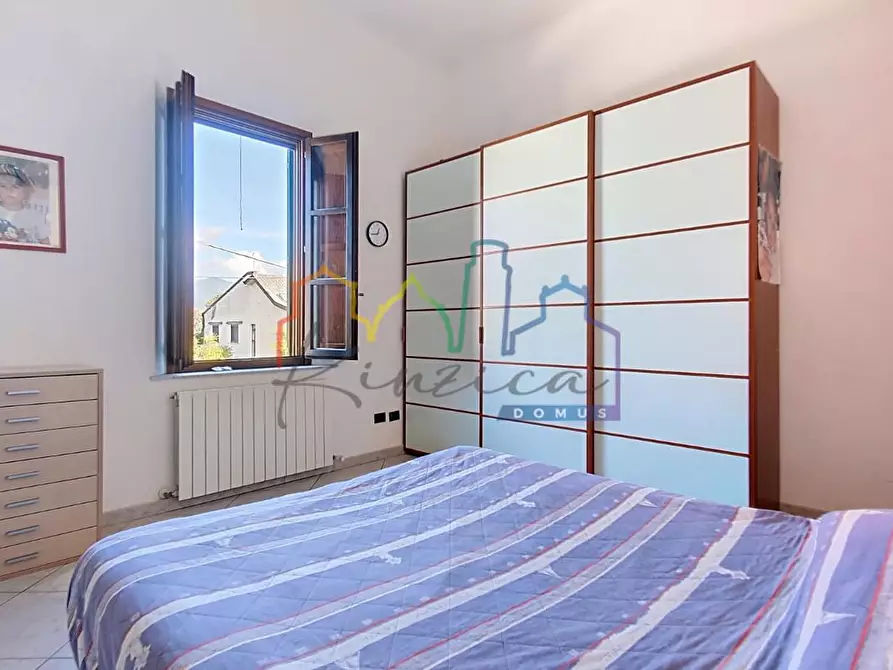 Immagine 15 di Casa semindipendente in vendita  a Cascina