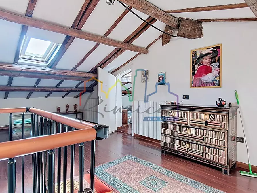 Immagine 16 di Casa semindipendente in vendita  a Cascina