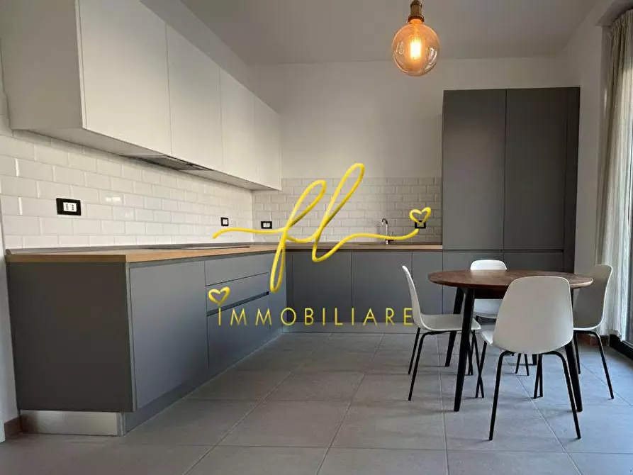 Immagine 3 di Appartamento in vendita  a Cecina