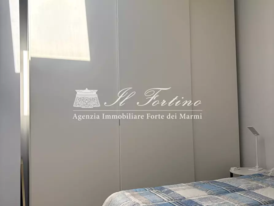 Immagine 6 di Mansarda in vendita  a Forte Dei Marmi