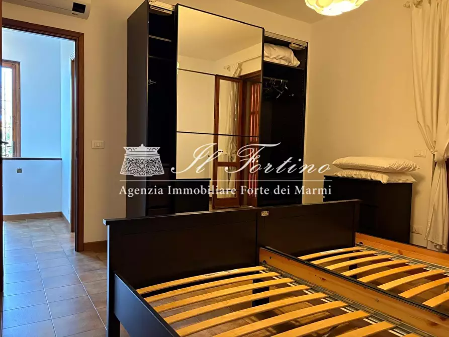 Immagine 23 di Casa bifamiliare in vendita  a Forte Dei Marmi