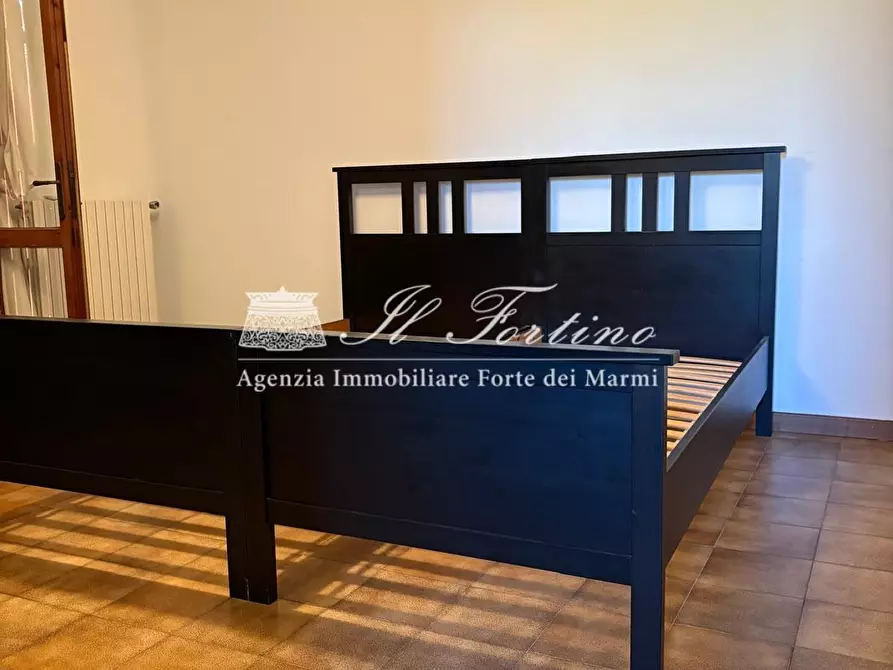 Immagine 22 di Casa bifamiliare in vendita  a Forte Dei Marmi