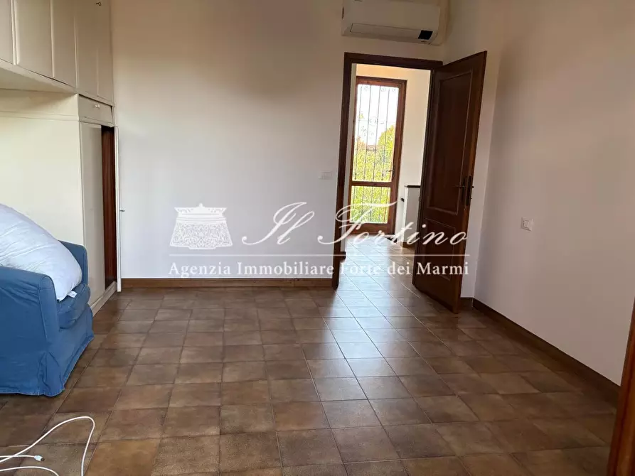 Immagine 25 di Casa bifamiliare in vendita  a Forte Dei Marmi
