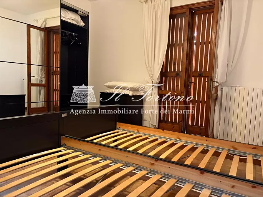 Immagine 24 di Casa bifamiliare in vendita  a Forte Dei Marmi