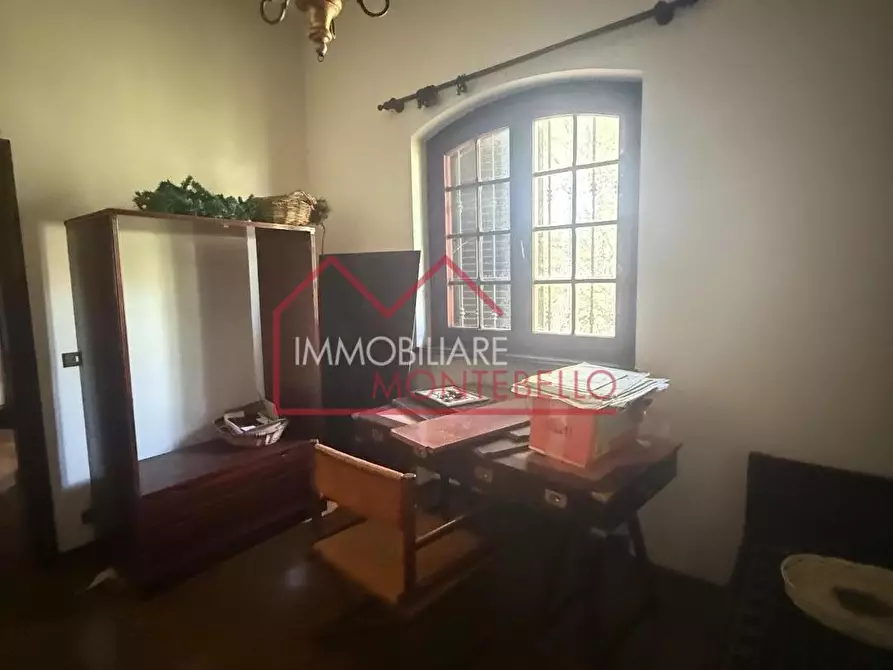 Immagine 15 di Villa in vendita  a Viareggio