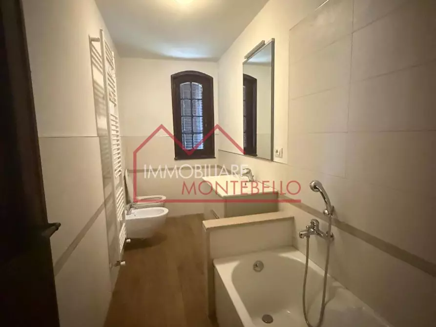 Immagine 16 di Villa in vendita  a Viareggio