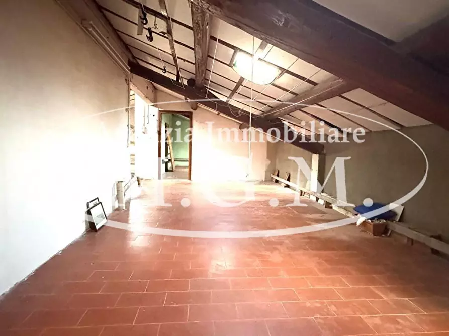 Immagine 17 di Appartamento in vendita  a Pontedera