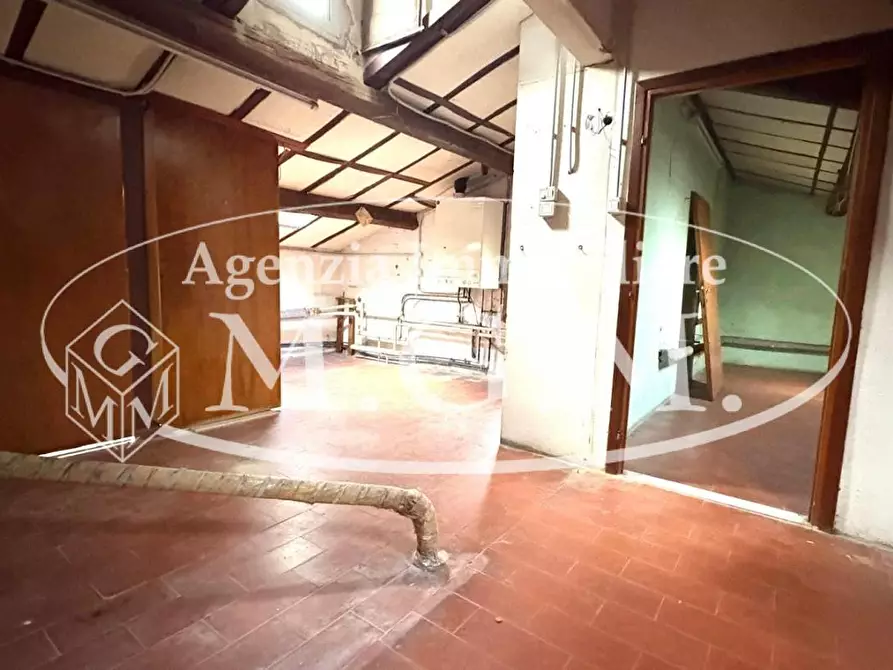 Immagine 16 di Appartamento in vendita  a Pontedera