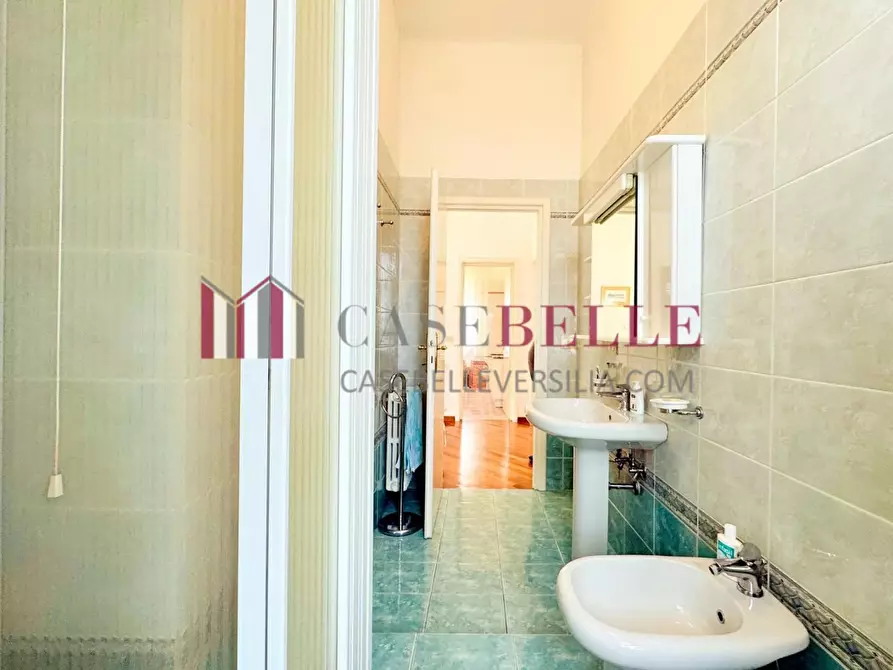 Immagine 43 di Casa indipendente in vendita  a Camaiore