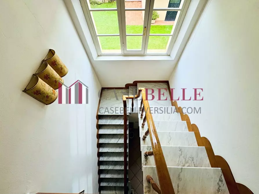 Immagine 49 di Casa indipendente in vendita  a Camaiore