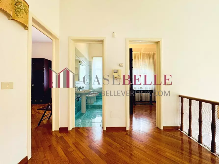 Immagine 36 di Casa indipendente in vendita  a Camaiore