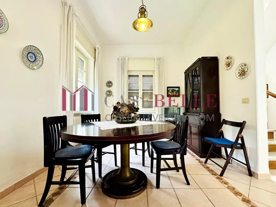 Immagine 6 di Casa indipendente in vendita  a Camaiore