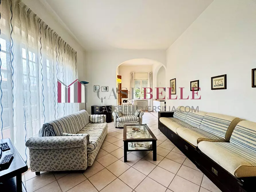 Immagine 1 di Casa indipendente in vendita  a Camaiore