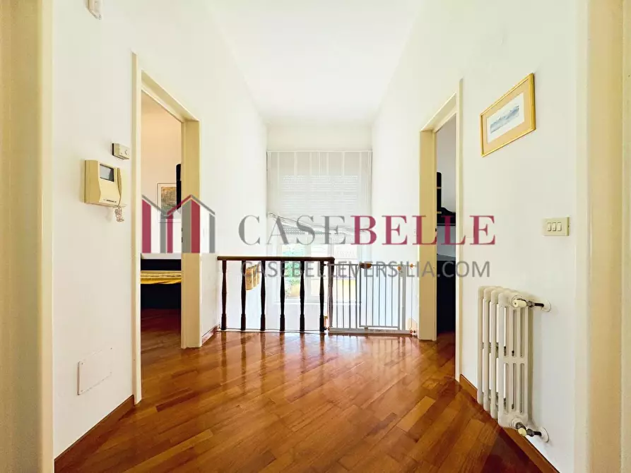 Immagine 27 di Casa indipendente in vendita  a Camaiore