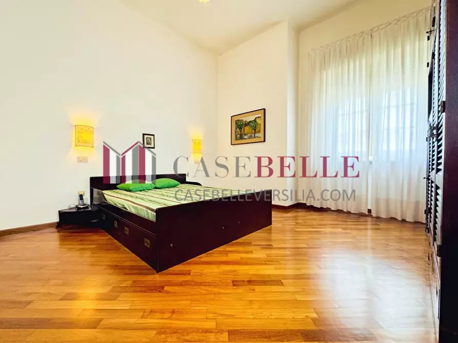 Immagine 45 di Casa indipendente in vendita  a Camaiore
