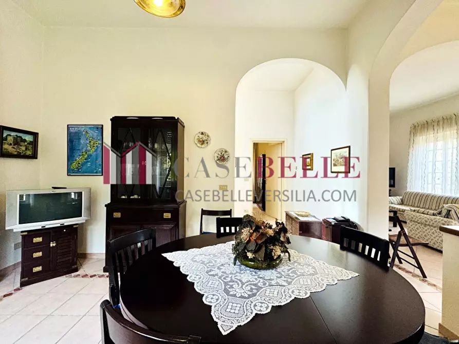 Immagine 7 di Casa indipendente in vendita  a Camaiore