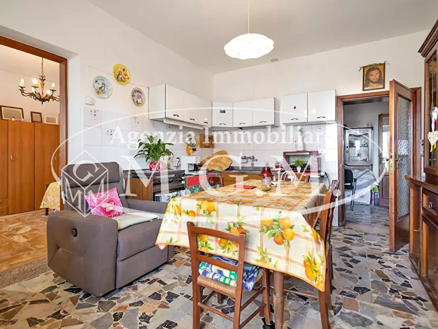 Immagine 7 di Porzione di casa in vendita  a Santa Maria A Monte