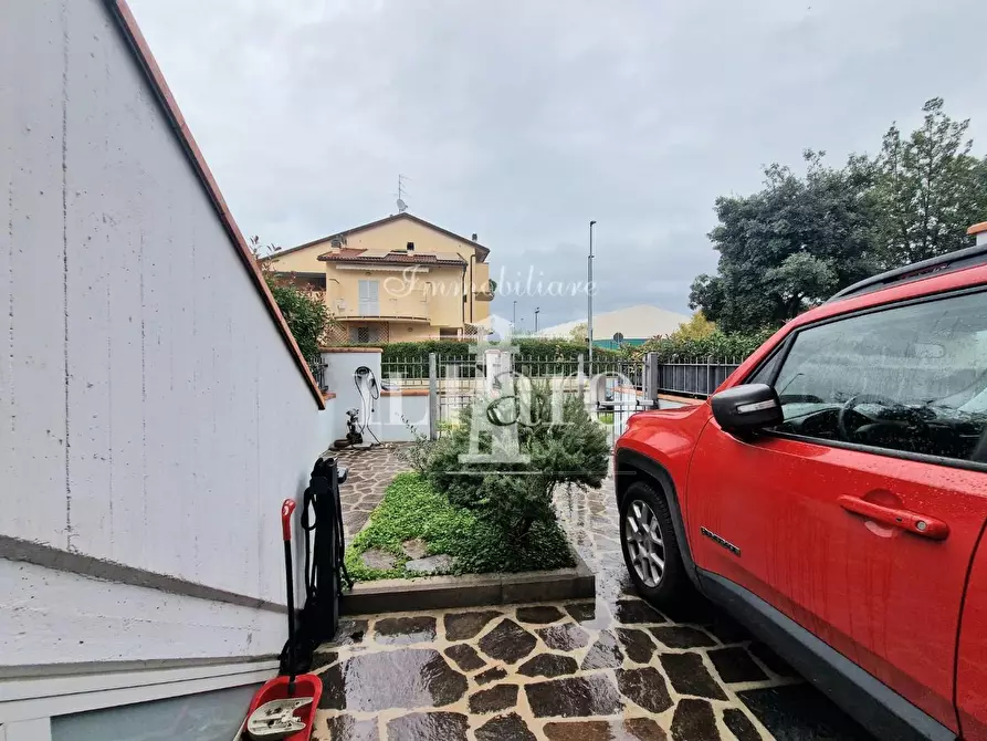 Immagine 62 di Terratetto in vendita  a Signa