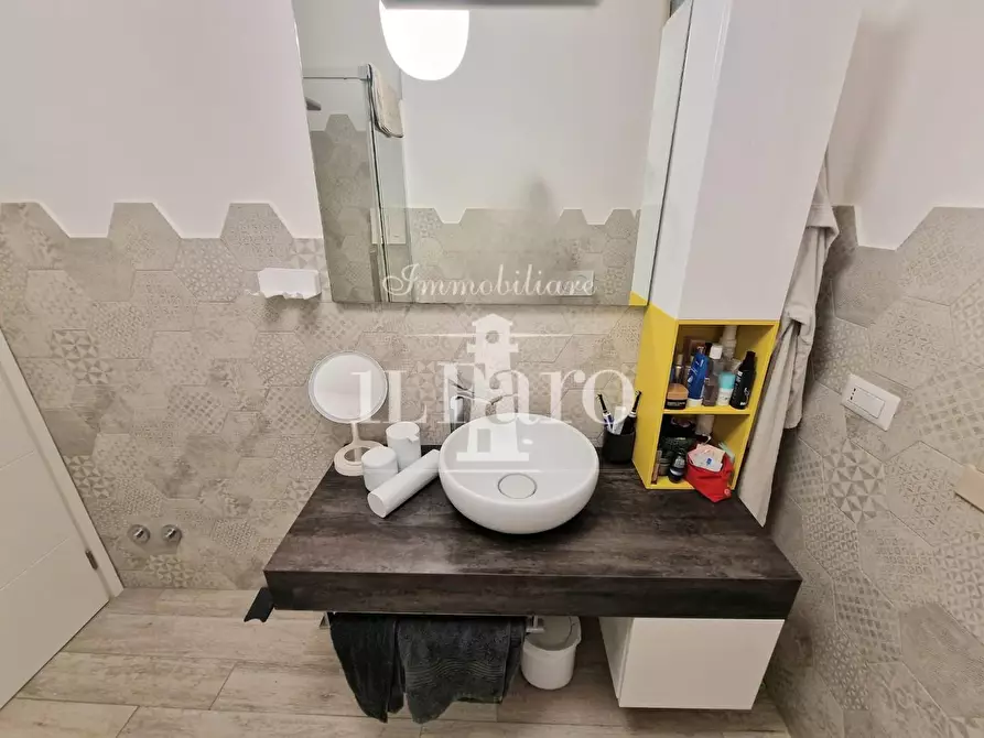 Immagine 57 di Terratetto in vendita  a Signa