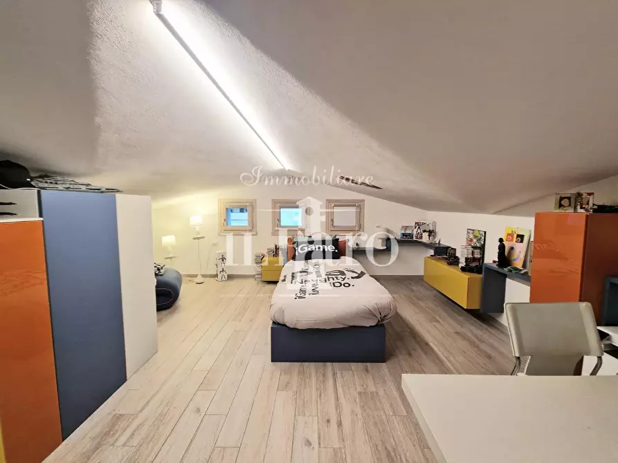 Immagine 36 di Terratetto in vendita  a Signa