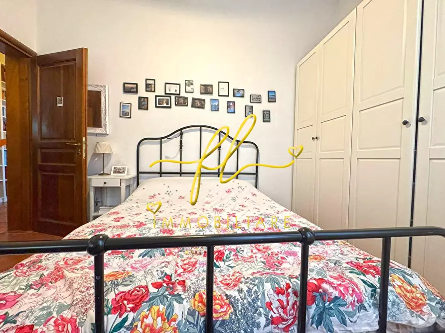 Immagine 29 di Appartamento in vendita  a Livorno