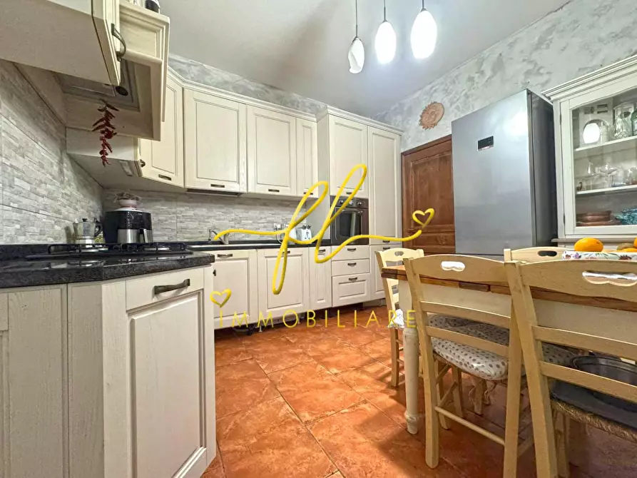 Immagine 12 di Appartamento in vendita  a Livorno