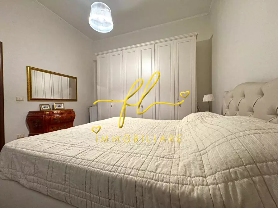 Immagine 21 di Appartamento in vendita  a Livorno