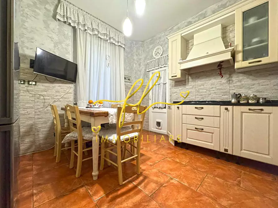 Immagine 14 di Appartamento in vendita  a Livorno