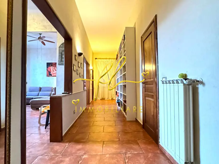 Immagine 39 di Appartamento in vendita  a Livorno