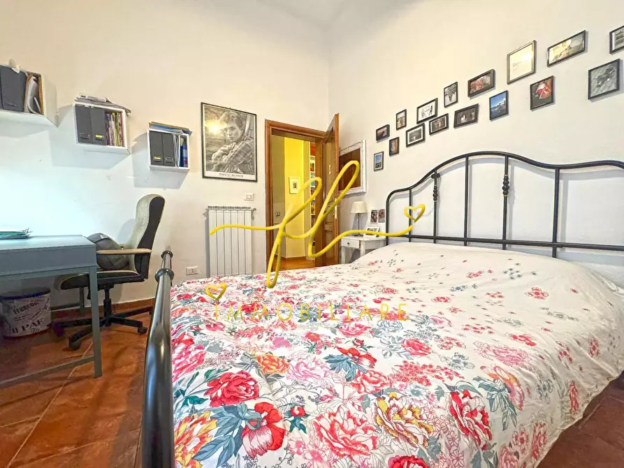 Immagine 27 di Appartamento in vendita  a Livorno